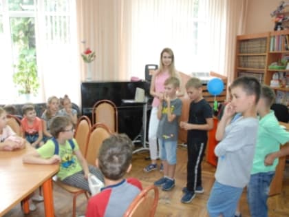 Избирательная комиссия Калужской области проводит мероприятия по повышению правовой культуры школьников