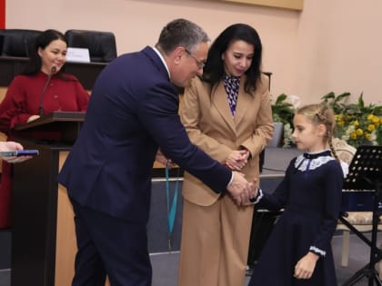 Стипендиатами Городского Головы в области искусства стали 30 калужских школьников