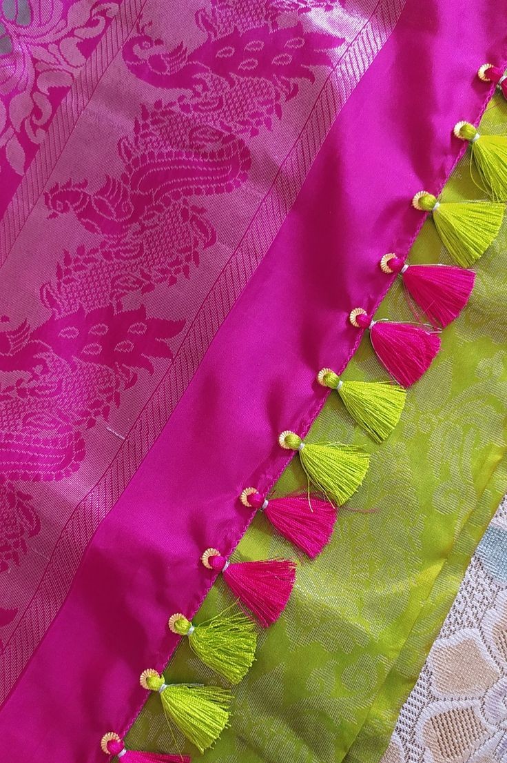 Saree Munthanai Kuncham
