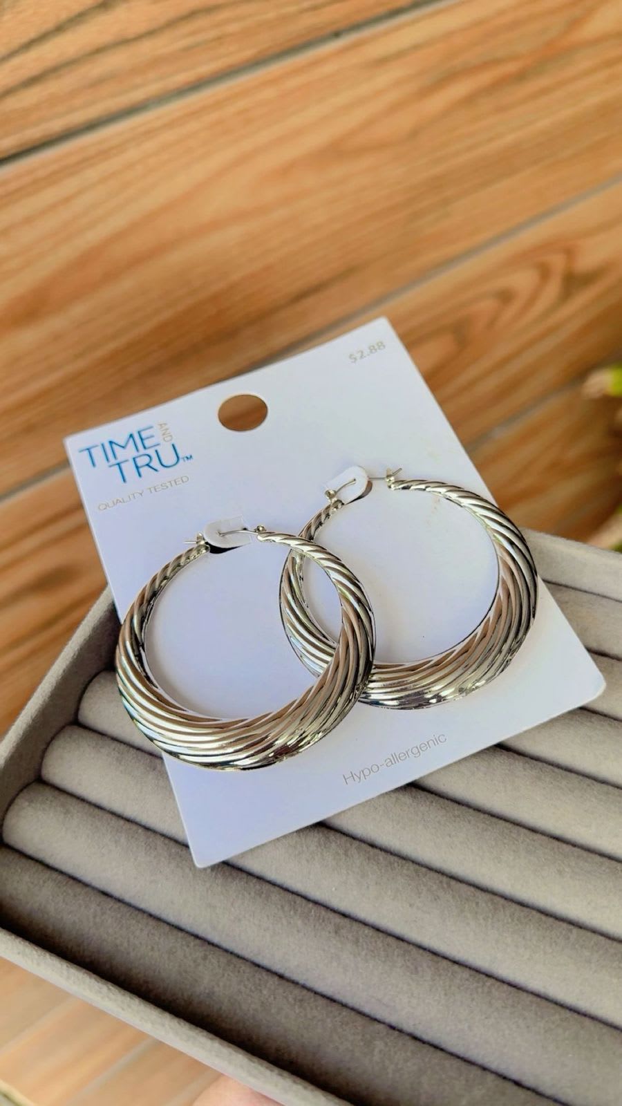 Jewellery view 10