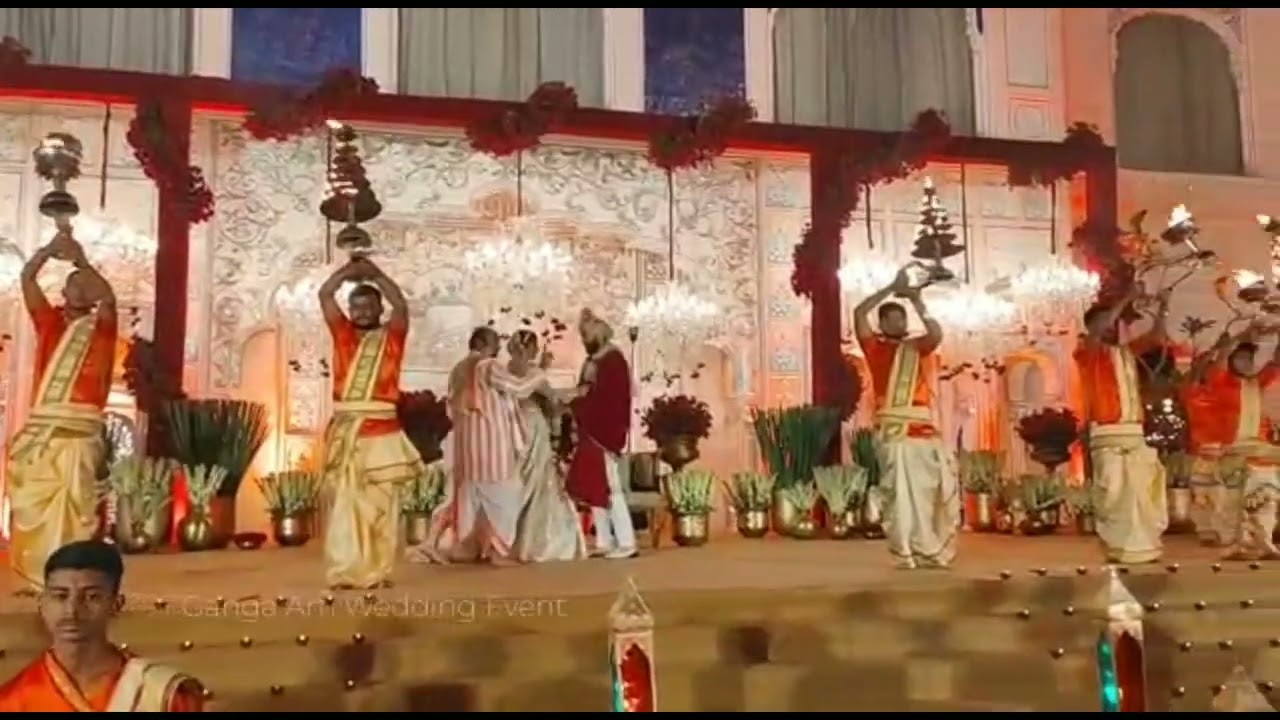 The Spiritual Significance of Ganga Aarti in Events Like Weddings and Namakaran in Hindu Culture