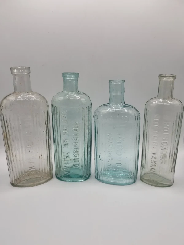 A Mixture of 4 Poison Bottles