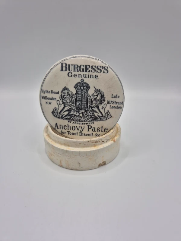Burgess's Pot Lid and Base