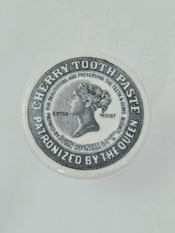 BLACK & WHITE GOSNELL LID AND BASE