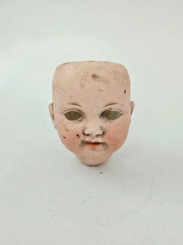 VICTORIAN DOLLS HEAD