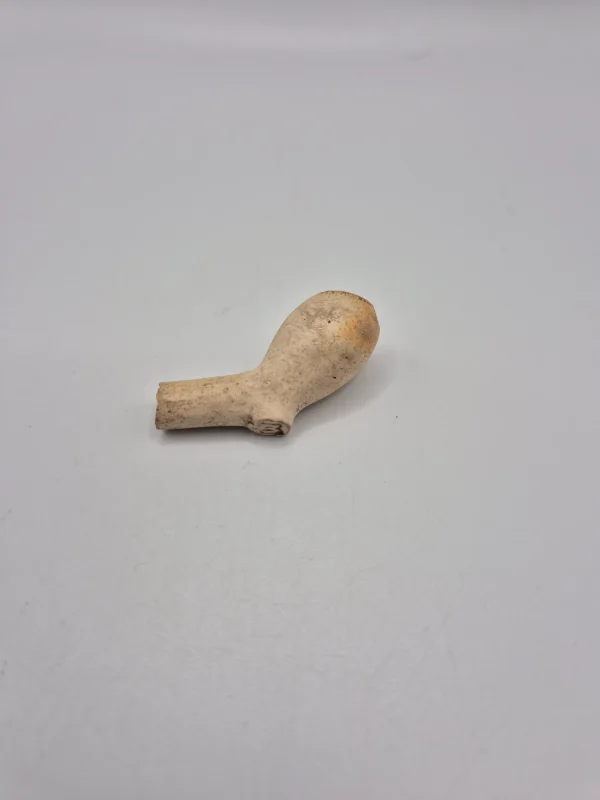 1600s Clay Pipe Head