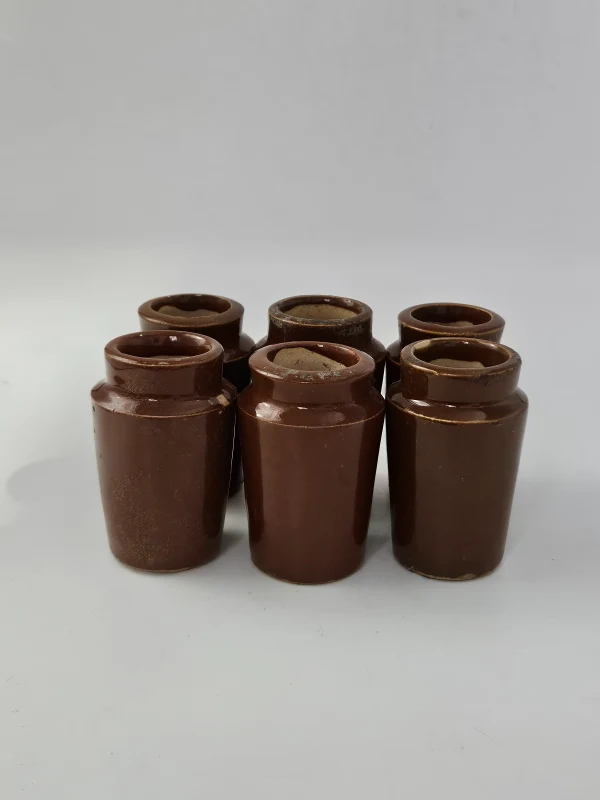 6 SMALL CREAM POTS