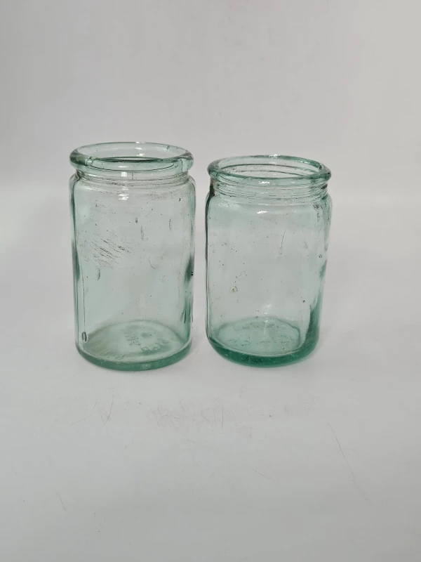 2 X 1LB GLASS JARS
