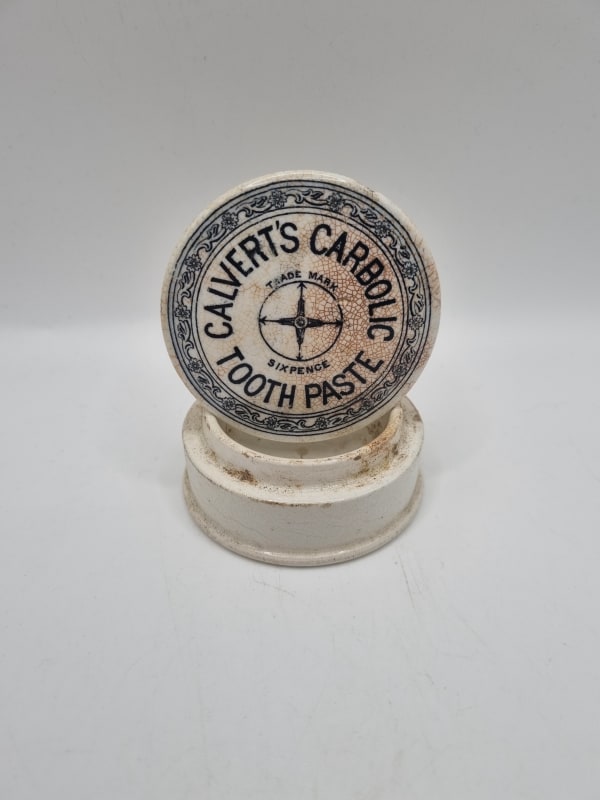 Calvert's Carbolic Toothpaste Lid and Base