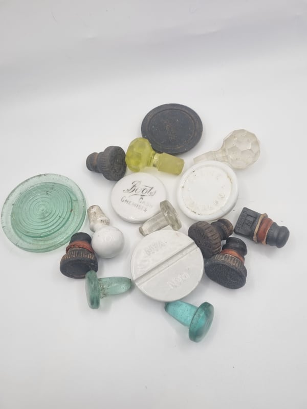 Assortment Of Vintage Lids