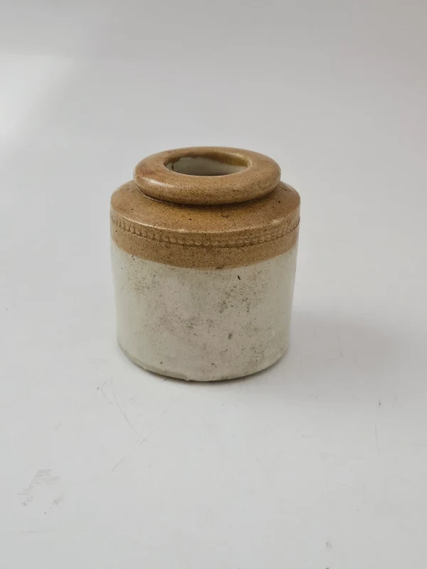SMALL STORAGE JAR