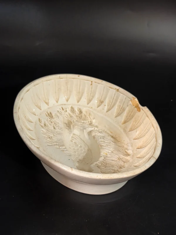 IRONSTONE JELLY MOULD