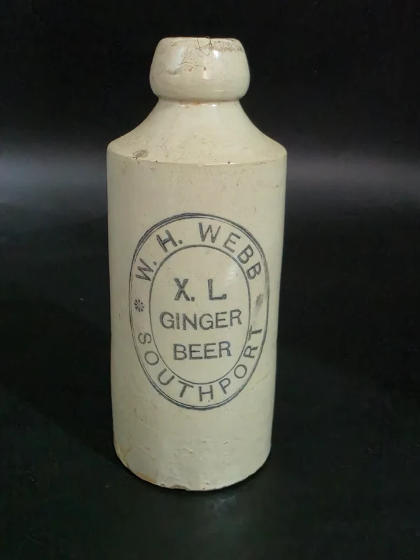 SOUTHPORT GINGER BEER BOTTLE