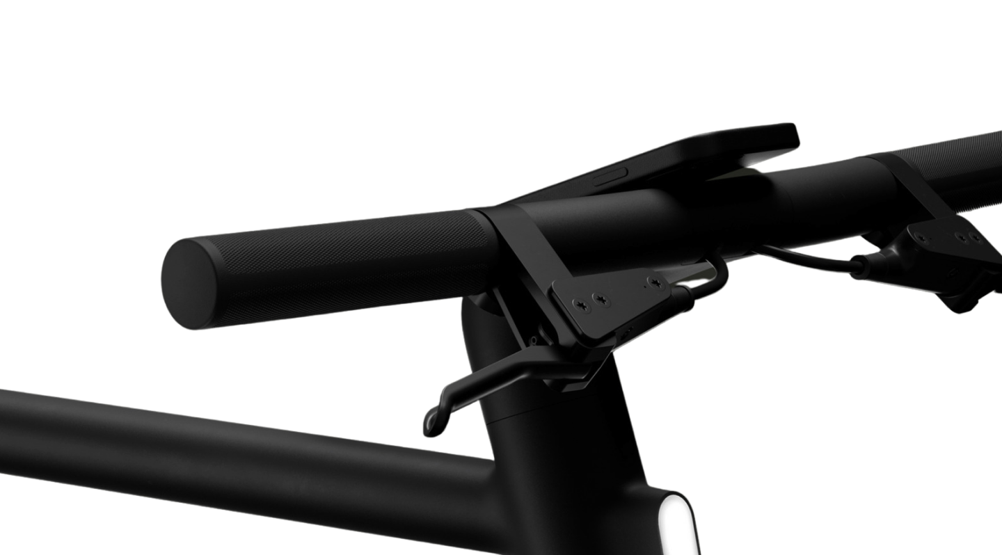 Close-up of REVALT handlebar and stem hardware