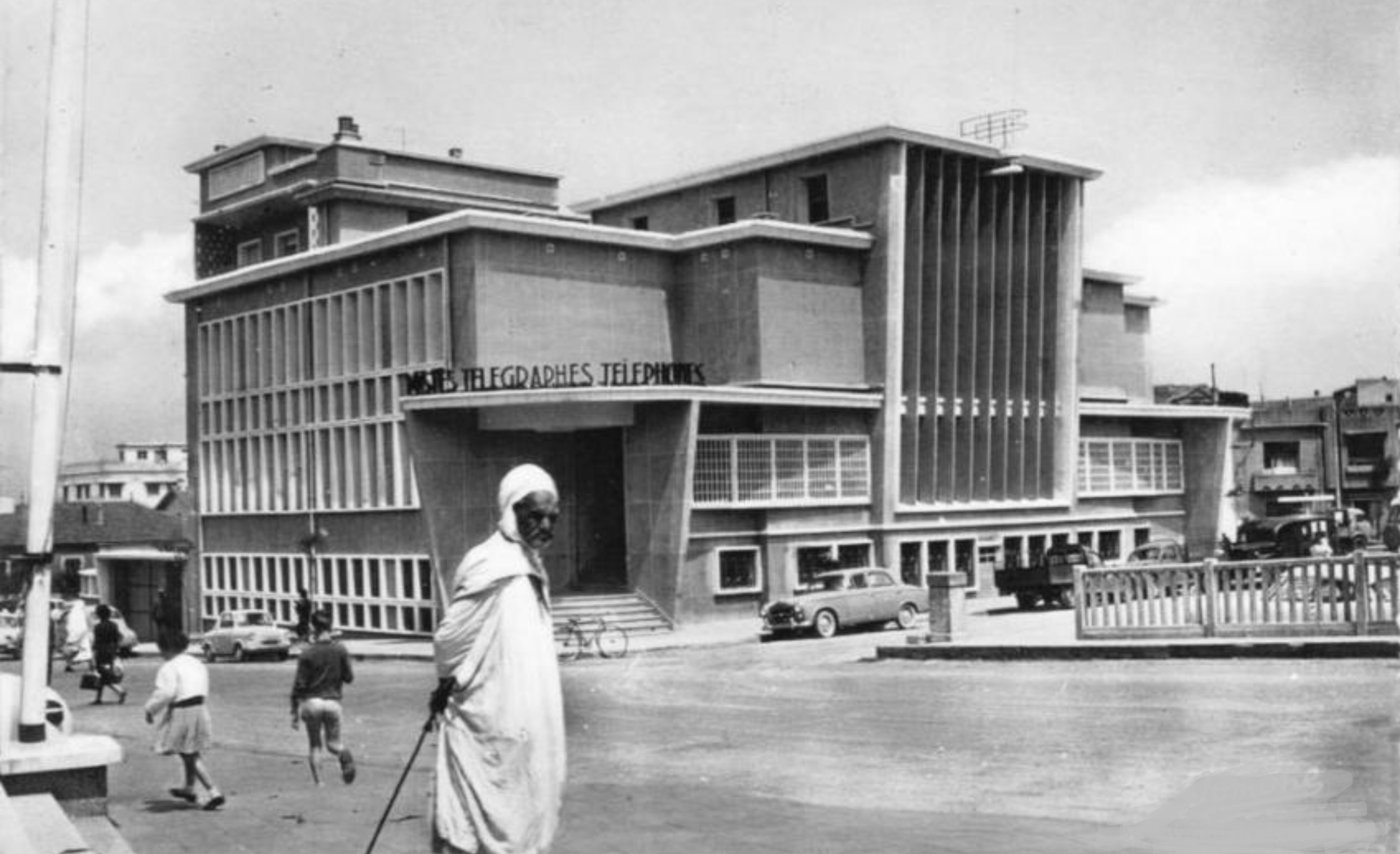 Place centrale de Blida — carte postale