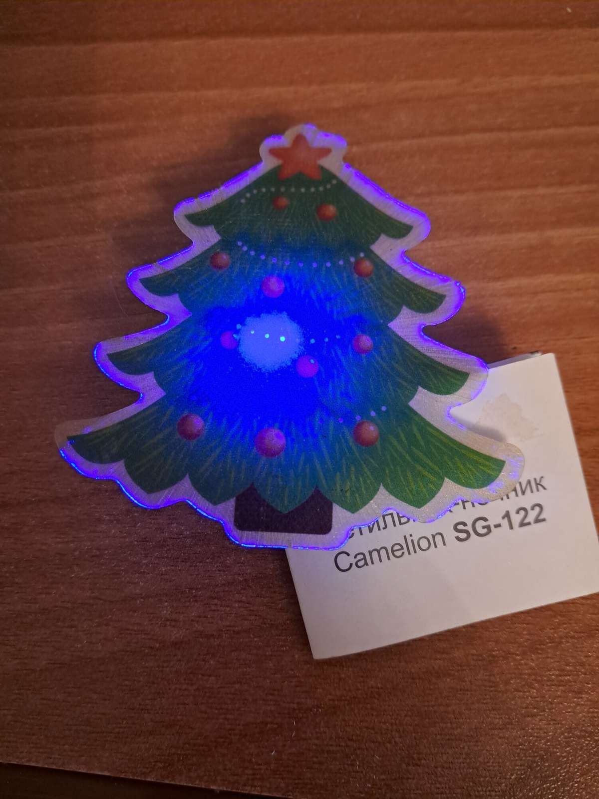 Светильник-ночник Camelion SG-122 Ёлочка светодиодный на батарейках и магните 