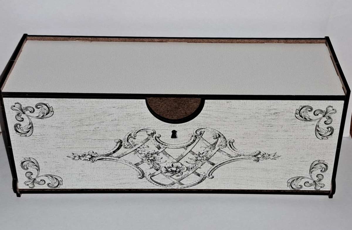 Шкатулка дерево ЛХДВ, 3 отделения, 23.5 x 8.5 x 9.5 см, белая