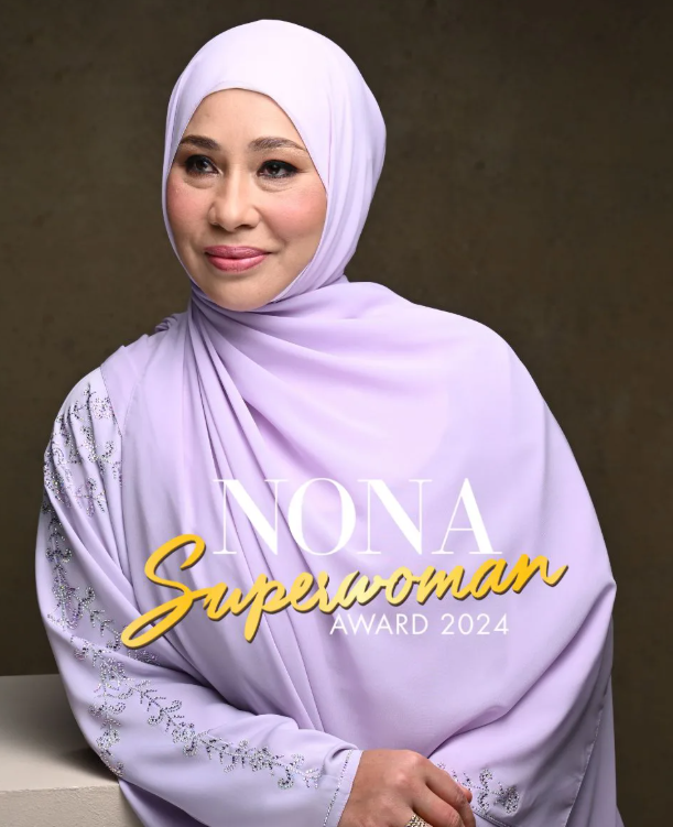 Ustazah Asni portrait