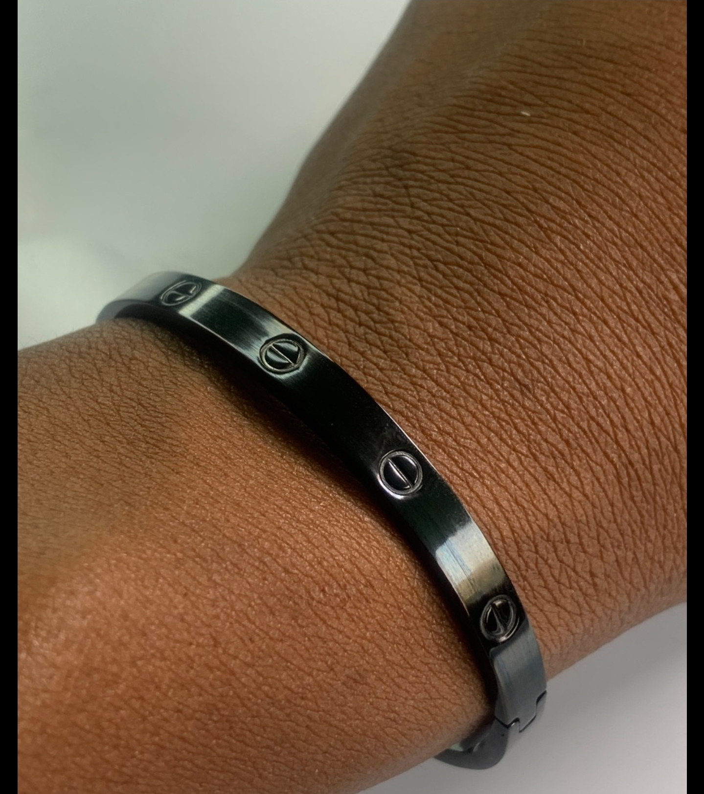 Black Cartier love bracelet replica