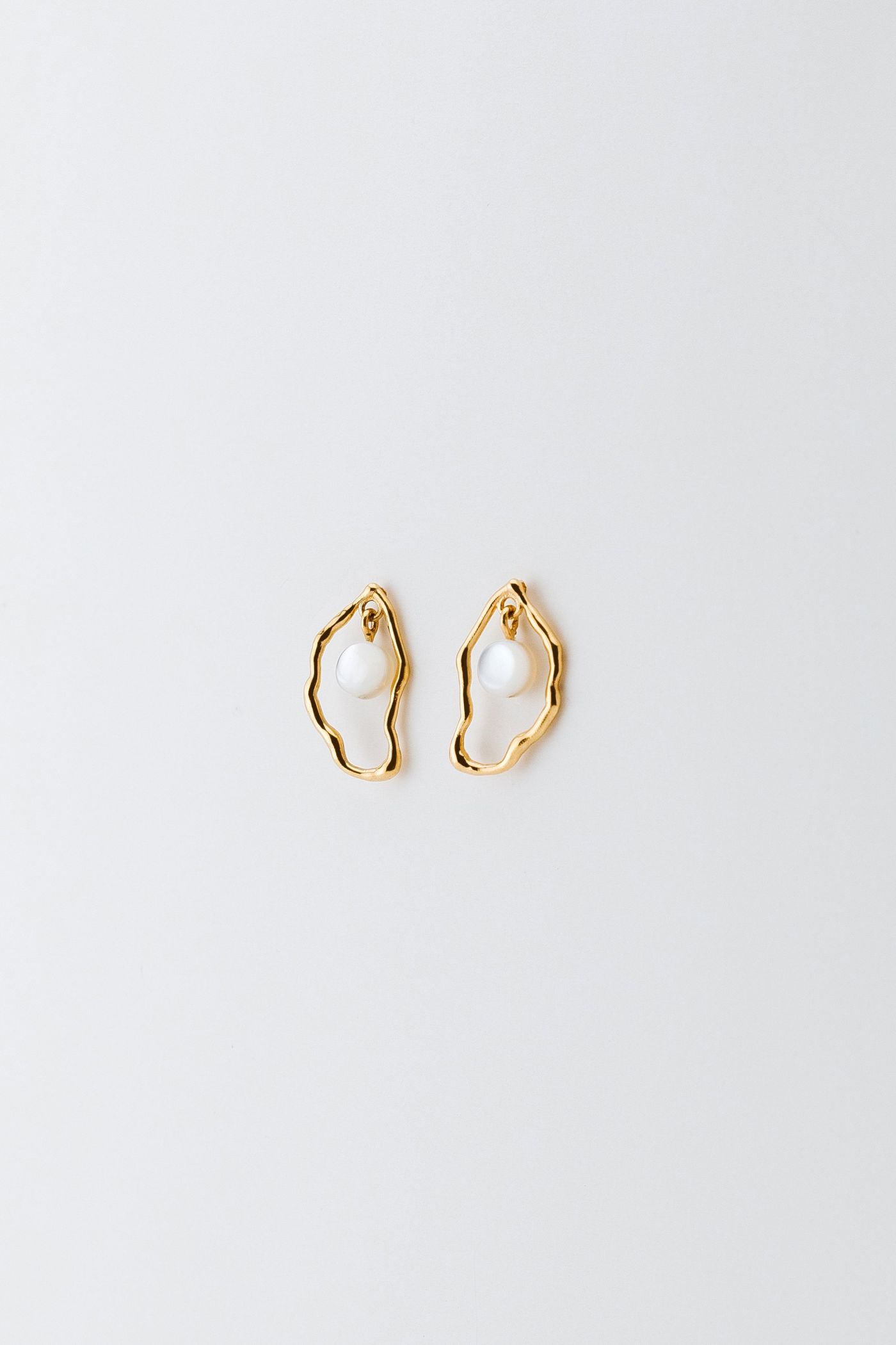 KUSH | EARRINGS | PERLYNA