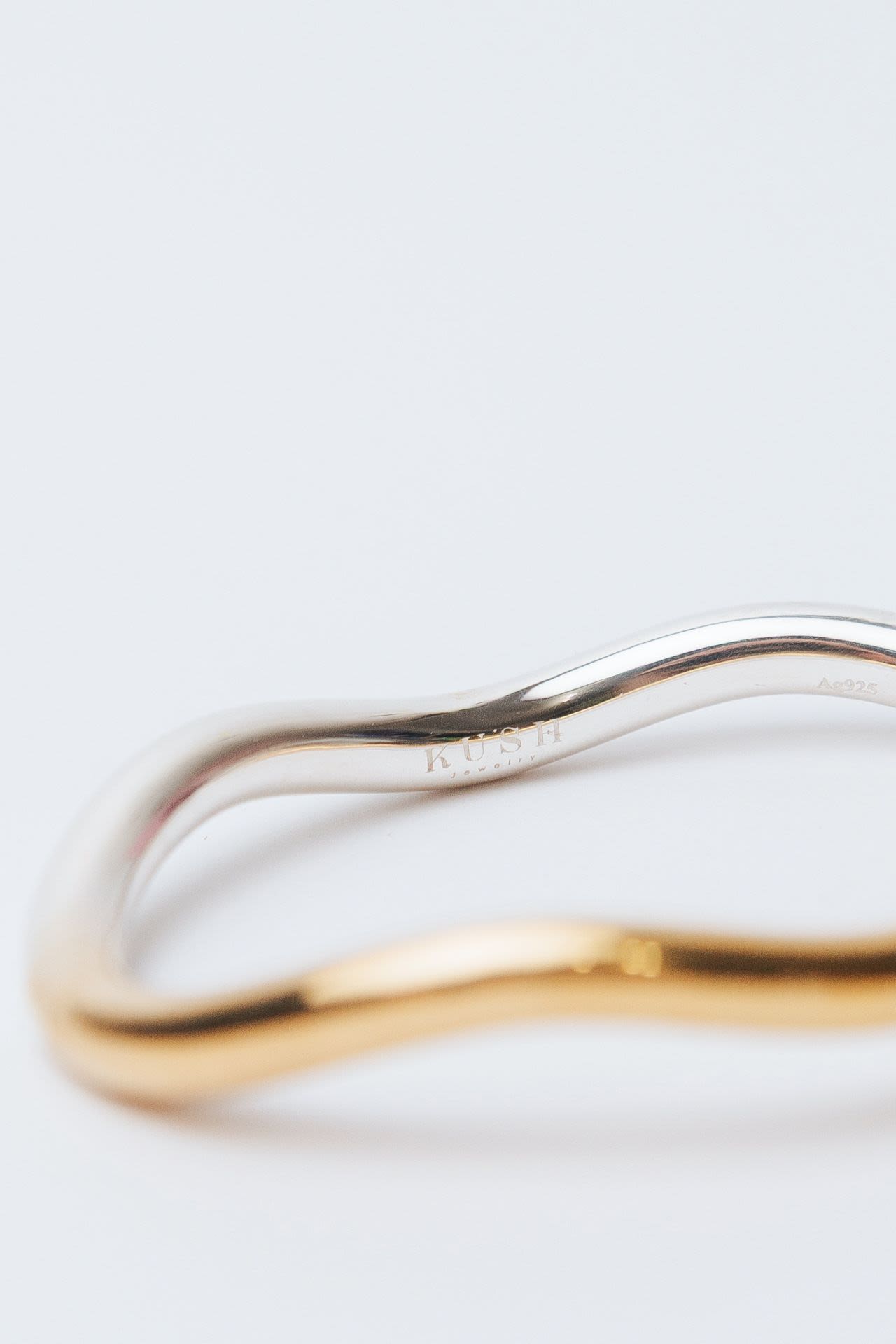 KUSH | BRACLETS | MEZHA