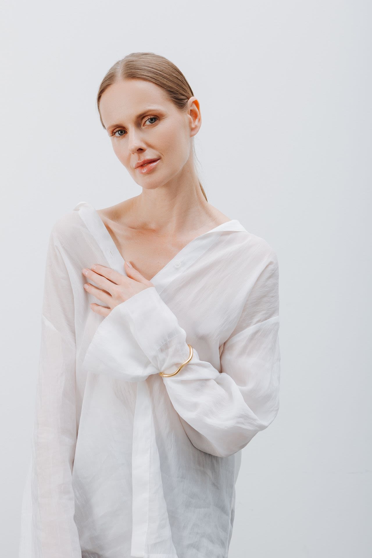 KUSH | BRACLETS | MEZHA