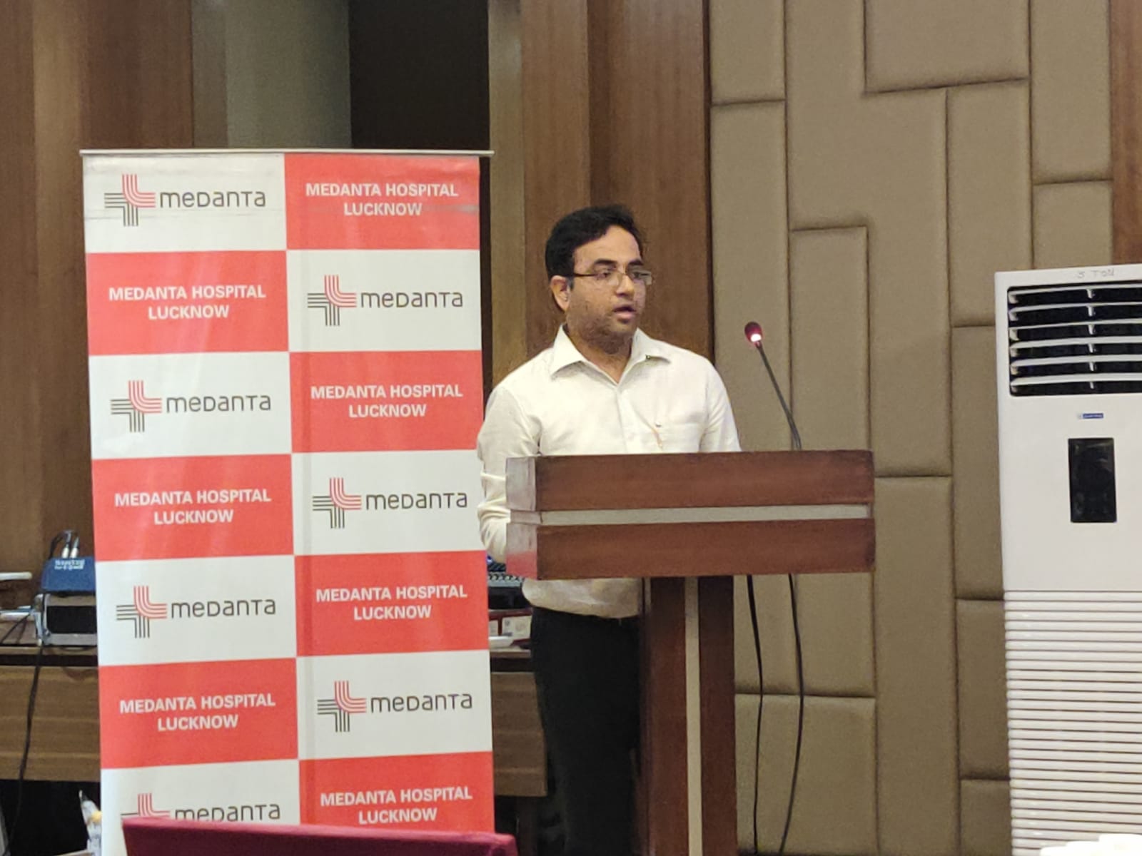 Dr. Ritwiz Bihari speaking at a CME event