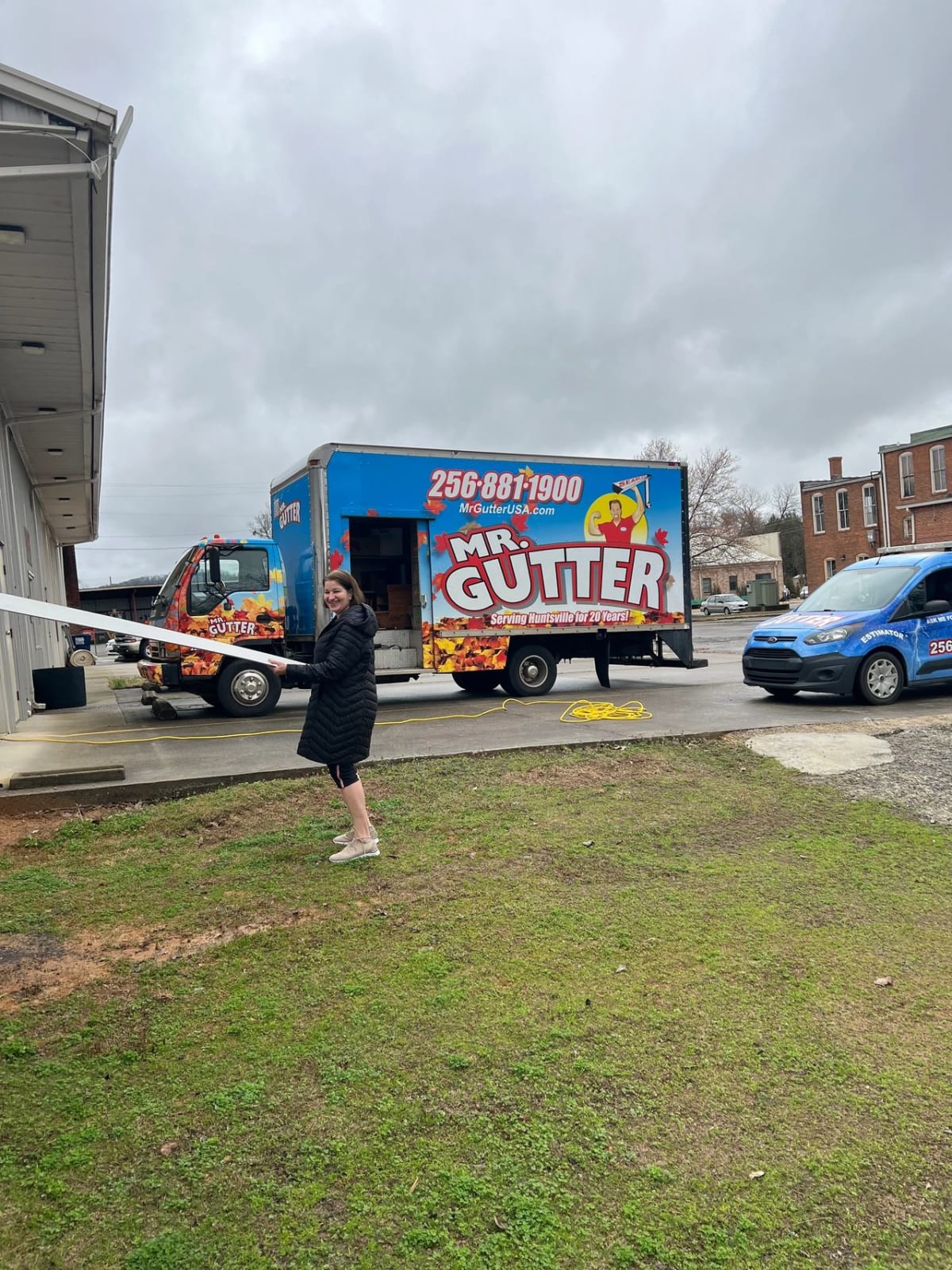 Mr Gutter Installing Gutters 