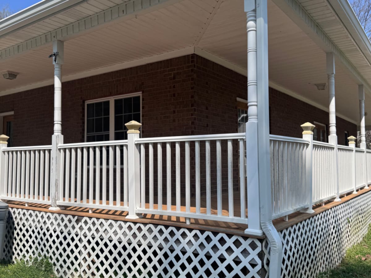 Seamless Gutters in Brownsboro, AL — Photo 2