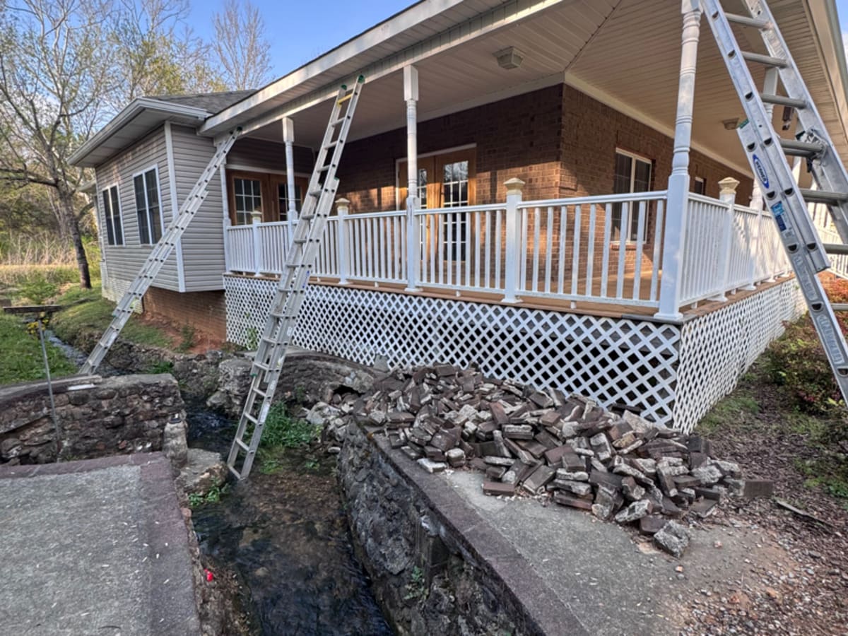Seamless Gutters in Brownsboro, AL — Photo 6