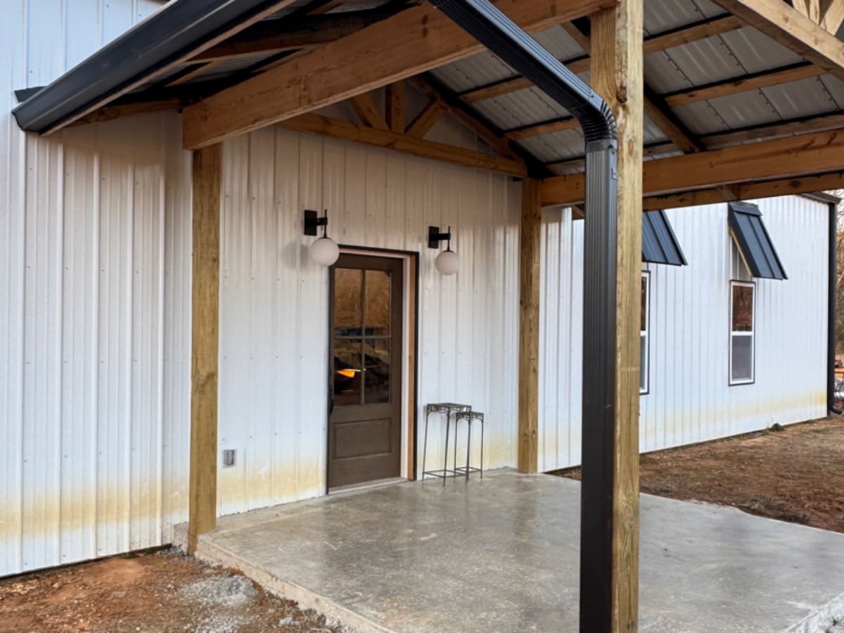 Seamless Gutters in Falkville, AL — Photo 1