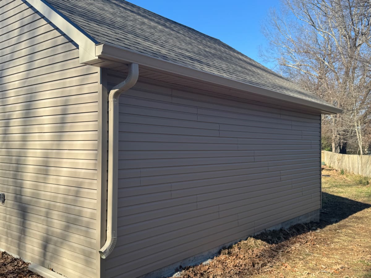 Seamless Gutters in Huntsville, AL — Photo 1