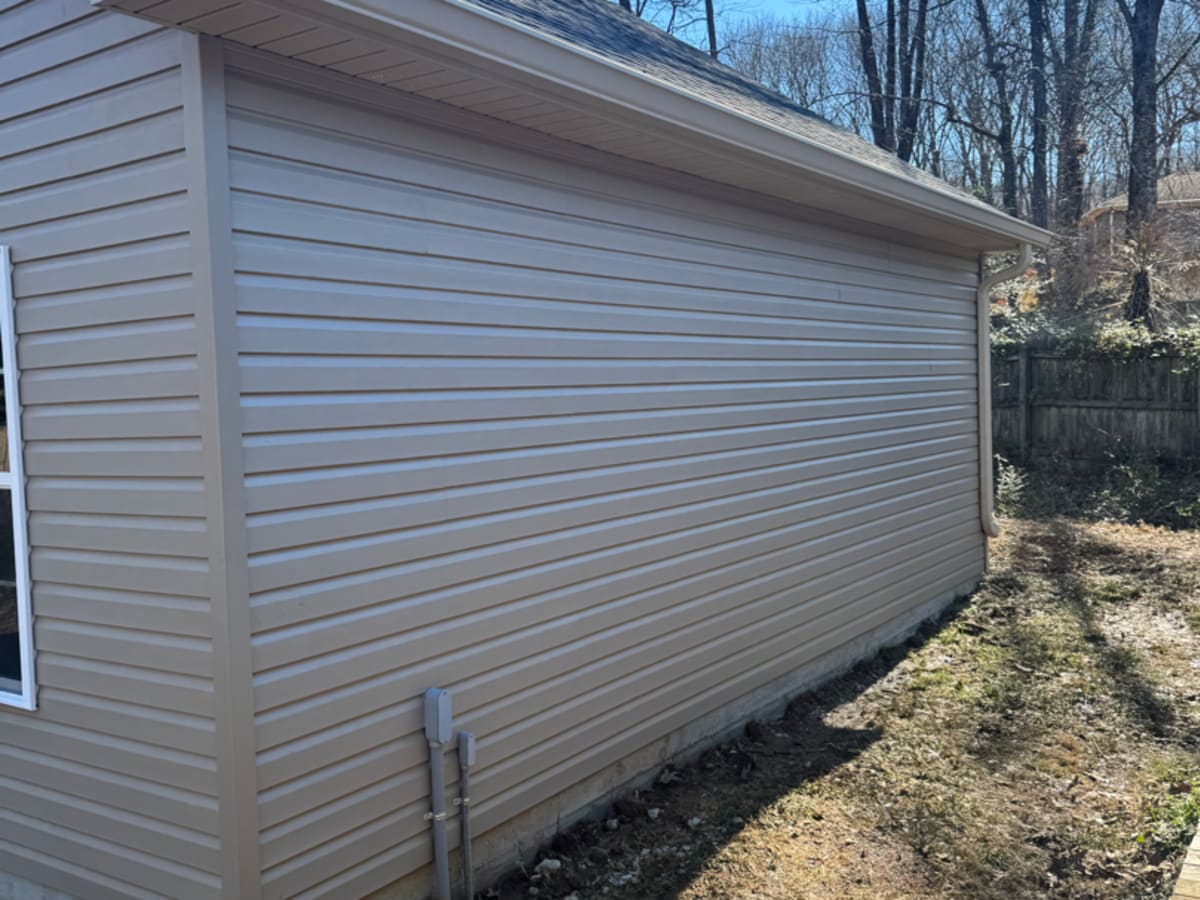 Seamless Gutters in Huntsville, AL — Photo 3