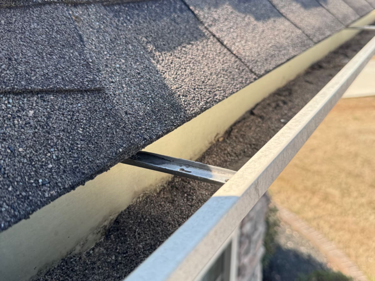 Gutter Cleaning in Madison, AL — Photo 2