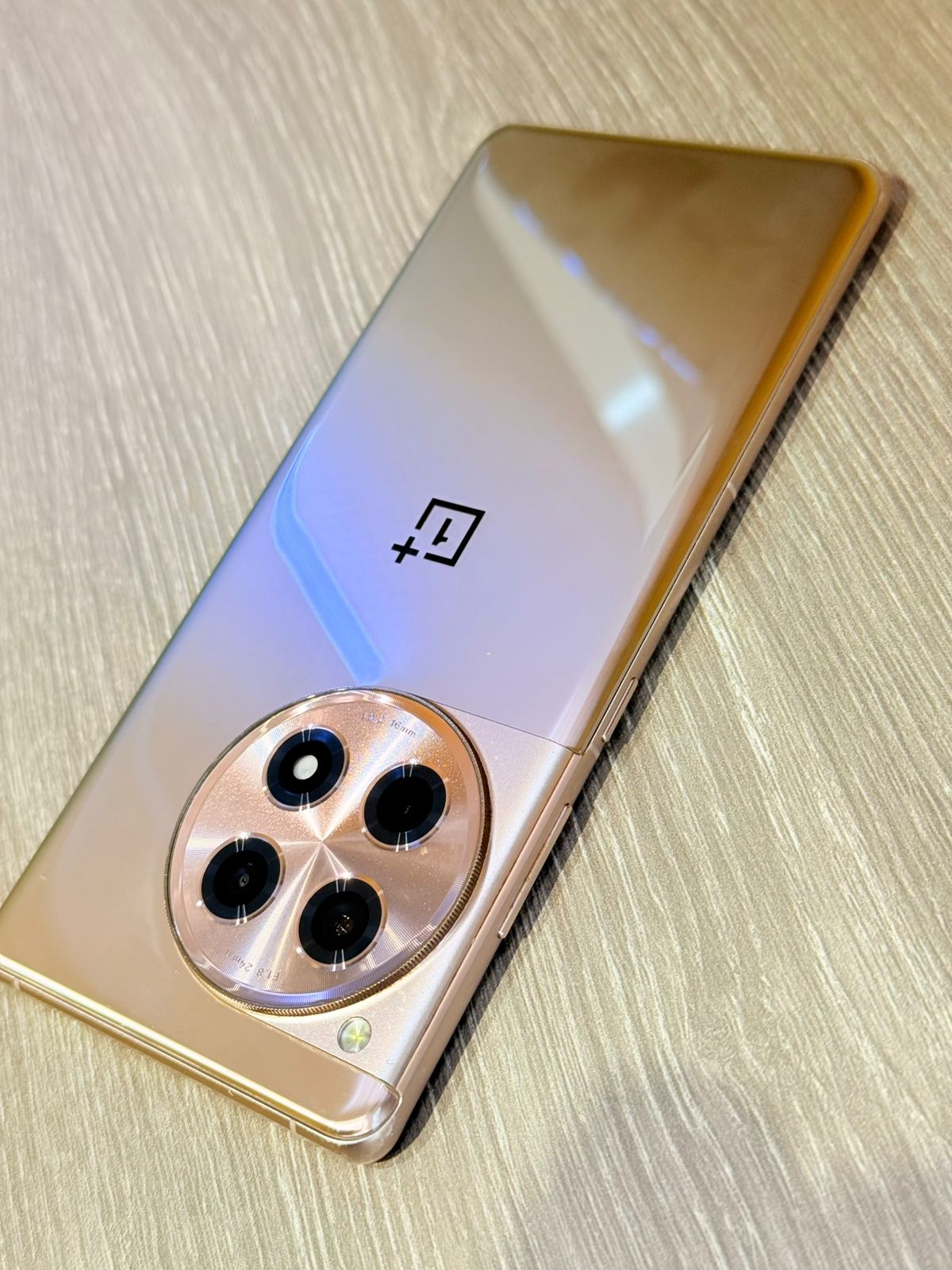 ONEPLUS 12R - Image 4