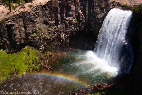 Rainbow Falls in Devils Postpile National Monument, California