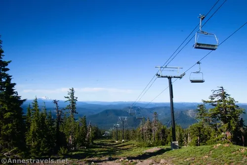 One of the chair lifts over the trail to the Zigzag Overlook, Mount Hood National Forest, Washington