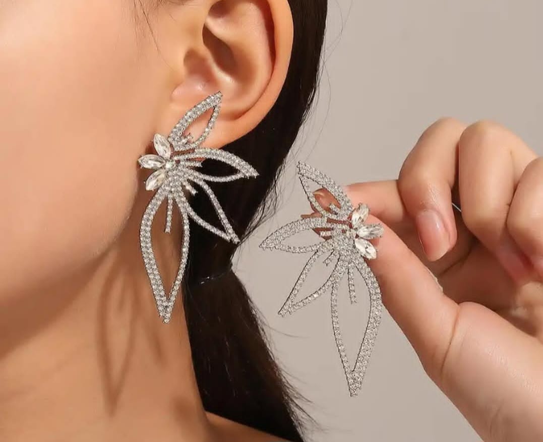 Silver Diamante Studed Earings 
