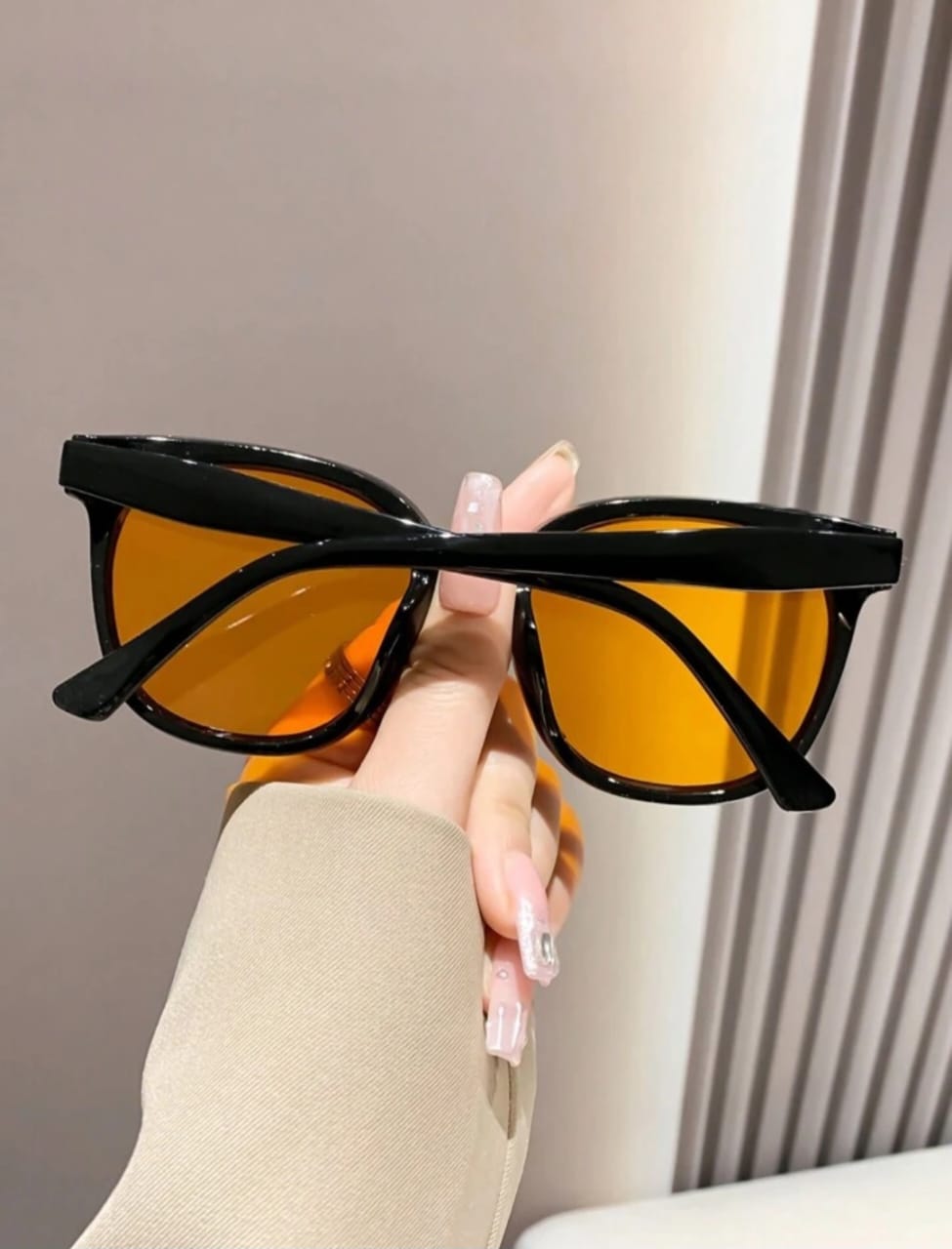 Oversized Cat Eye Sunglasses