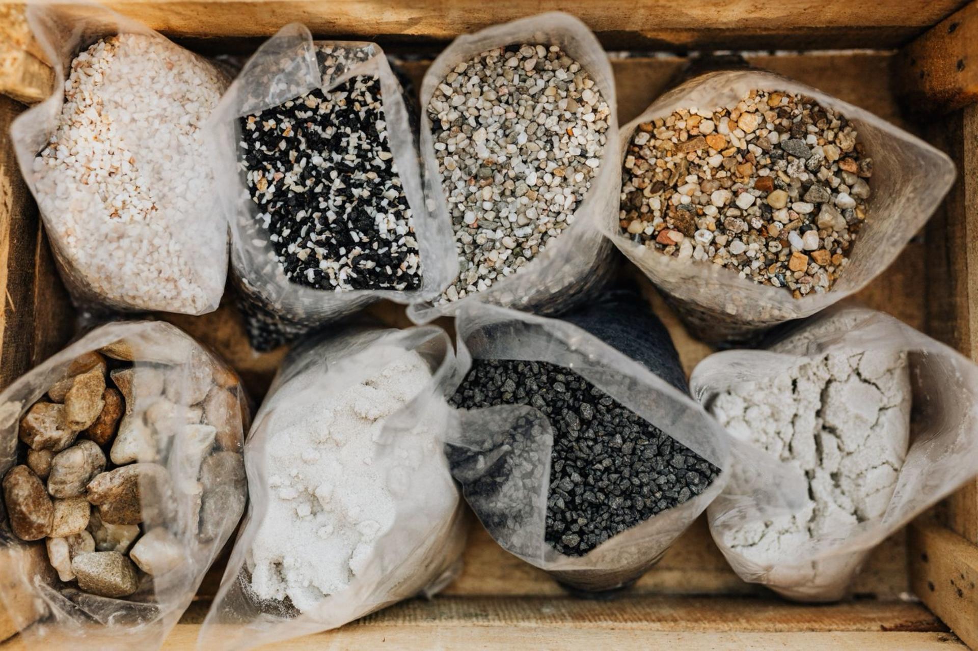Construction aggregate materials — sharp sand and granite