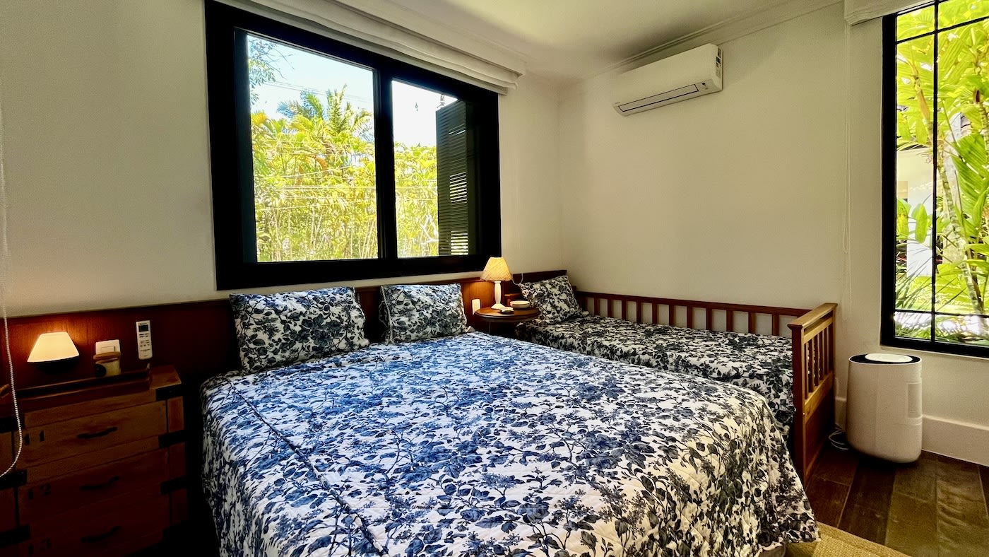 Casa automatizada e renovada a 450 metros da praia no Condomínio Iporanga — foto 4