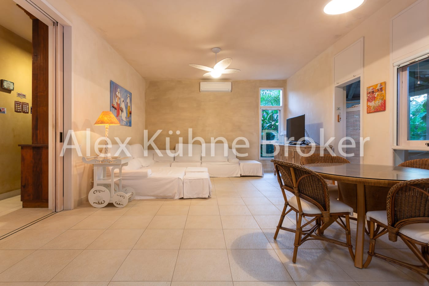 Casa em Estilo Farmhouse Contemporâneo à Venda no Condomínio Iporanga – Conforto, Natureza e Exclusividade no Guarujá — foto 5