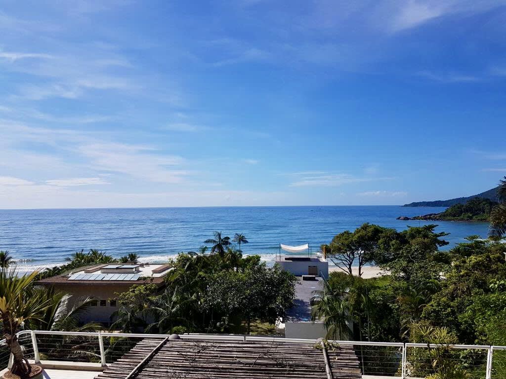 Casa com Vista Mar no Condomínio Tijucopava | Guarujá