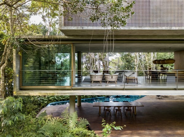 Arquitetura contemporânea integrada à natureza