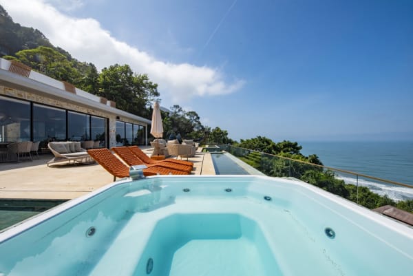 Casa Nova com 7 Suítes e Vista Mar no Condomínio Taguaíba | Guarujá — foto 1