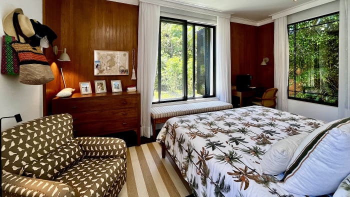 Casa automatizada e renovada a 450 metros da praia no Condomínio Iporanga — foto 7