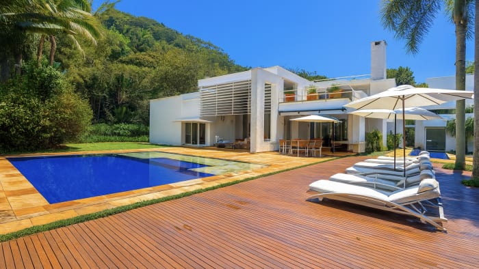 Casa Diferenciada no Condomínio São Pedro – Guarujá, Clube Particular em Localização Privilegiada. — foto 28