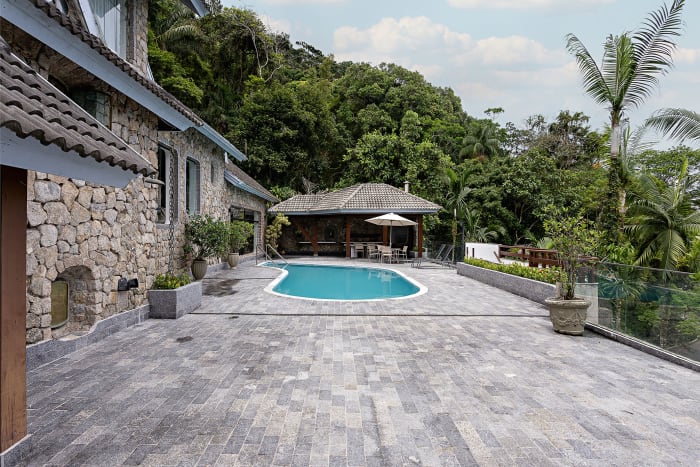 Casa à Venda no Condomínio São Pedro – Arquitetura em Pedra, Vista Mar e a Poucos Passos da Praia — foto 19