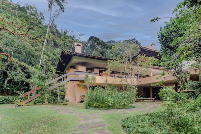 Casa de Luxo à Venda no Condomínio São Pedro com Vista para o Mar, Projeto de Marcos Acayaba e Paisagismo de Burle Marx. — foto 21