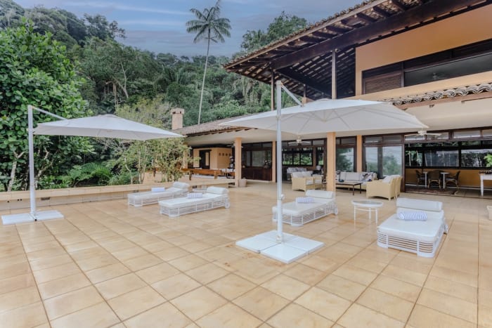 Casa de Luxo à Venda no Condomínio São Pedro com Vista para o Mar, Projeto de Marcos Acayaba e Paisagismo de Burle Marx. — foto 29
